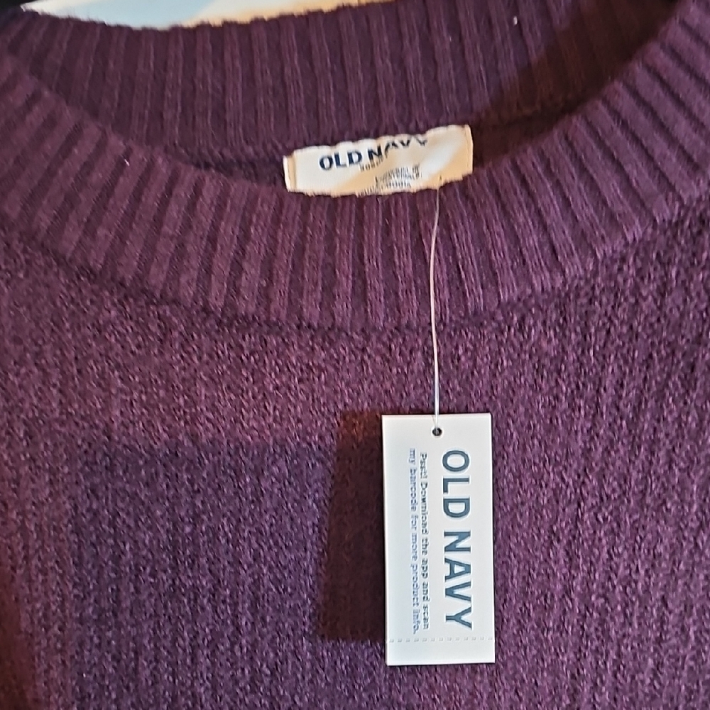 Old Navy Men's Dark Purple Crewneck Sweater - Picture 2 of 6